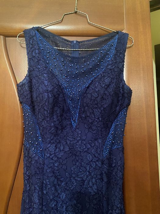 Платье вечернее