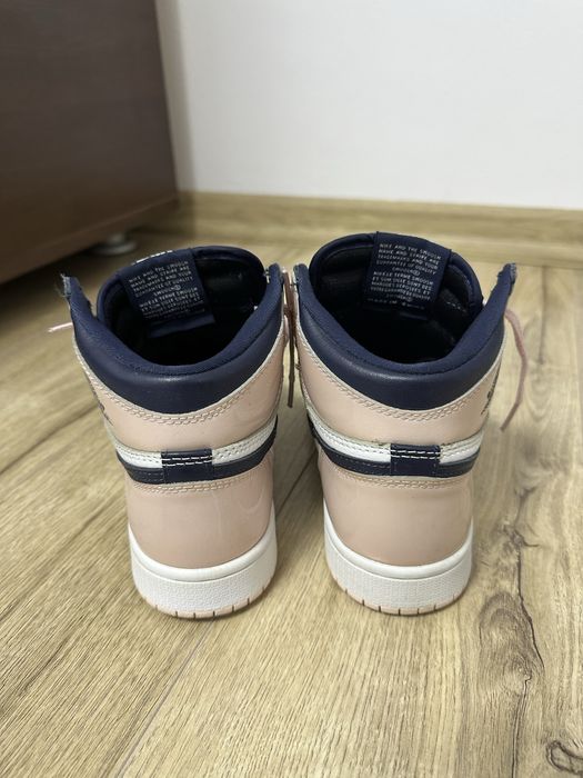Adidasi Nike Jordan