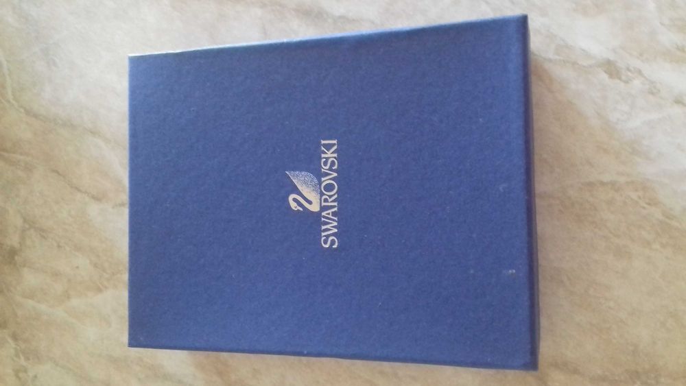 Срочно! Недорого! Новый, фирменный набор бижутерии!