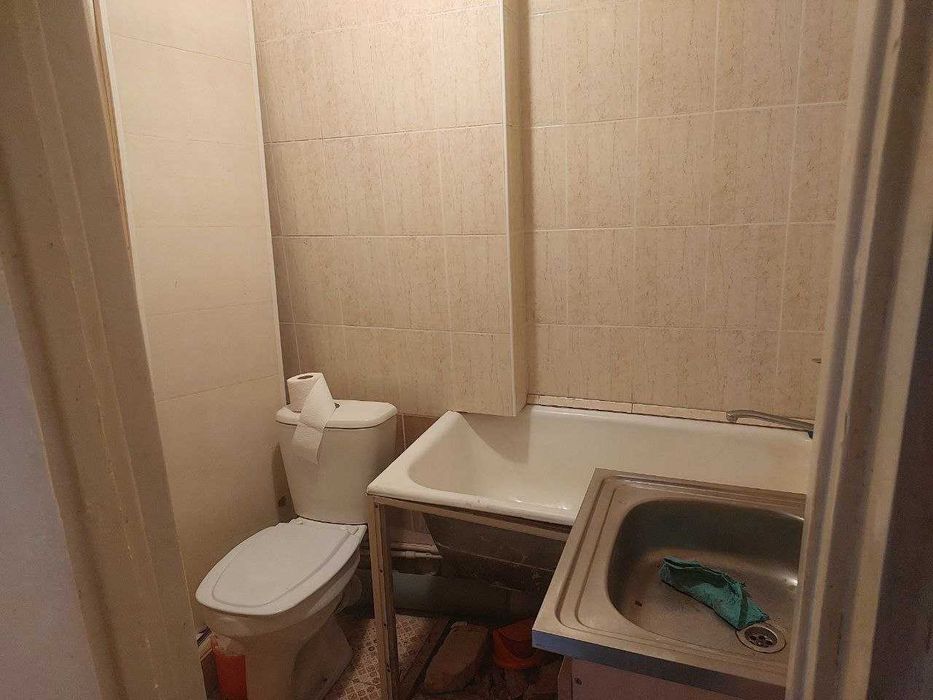 продаётся квартира, 1/2/4. бывшое обща житие. Корасу  6