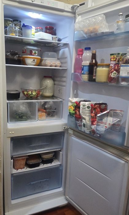 Продам холодильник