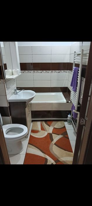 Închiriem apartament