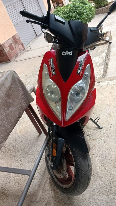 Продавам скутер 125 куб.Wangye