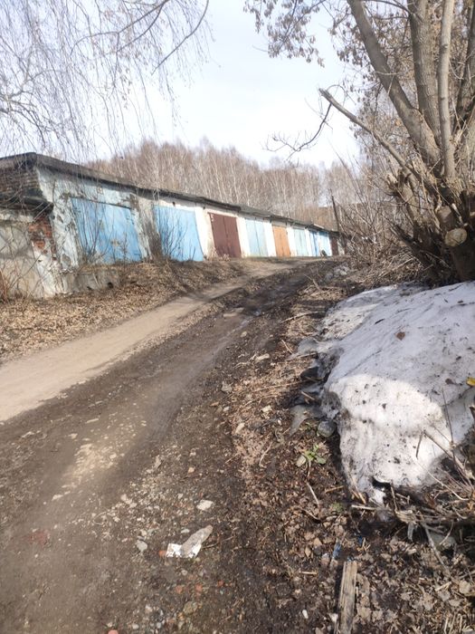 Продается гараж на торгколонне