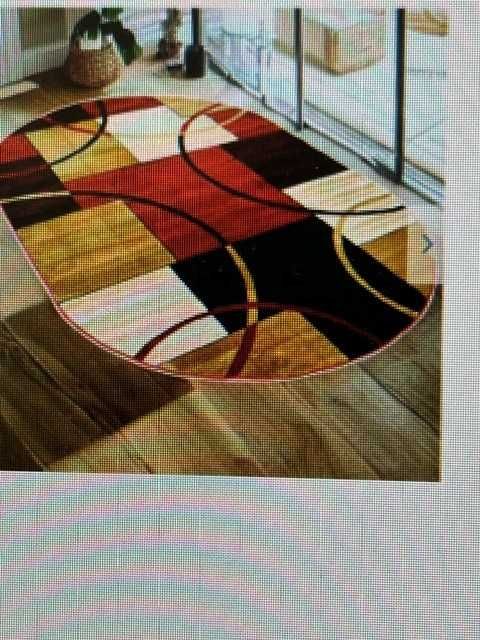 Vand covor 200 x 300 cm oval , si 5 covorase mici , acelasi model