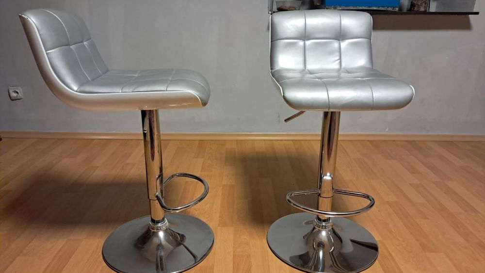 Барные стулья 2шт