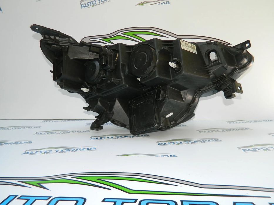 Far stanga cu lupa Renault Megane 4 an 2021 2022 2023 cod 260609985R