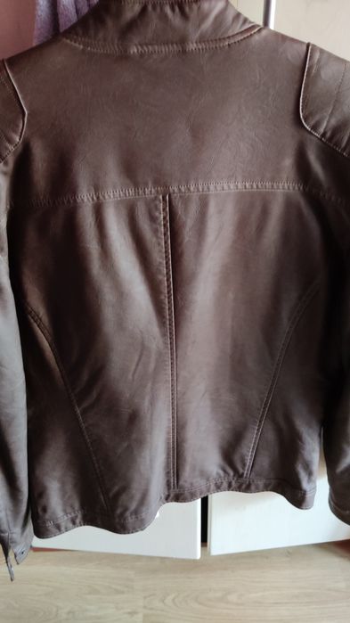 Geacă din imitație de piele maro mărime M