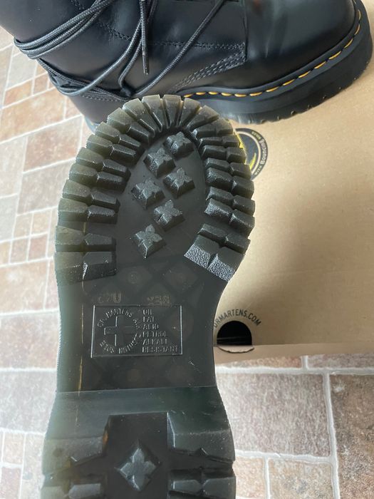 Incaltaminte dr Martens