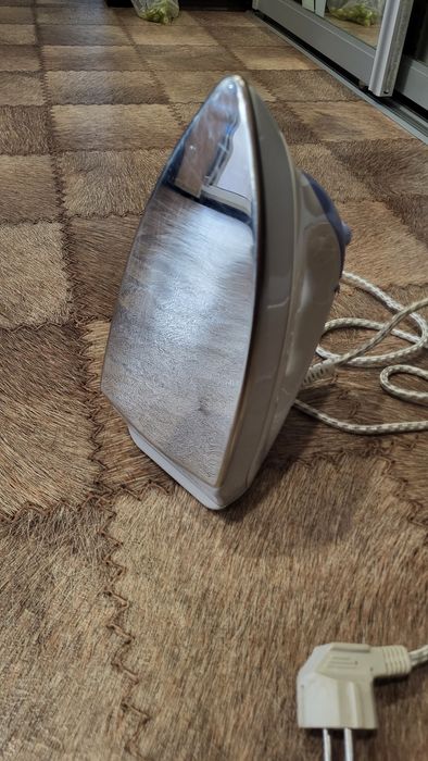 .маленький утюжёк