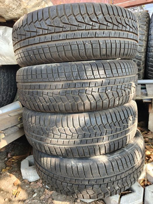 Set anvelope iarna 225/60/R18 Hankook