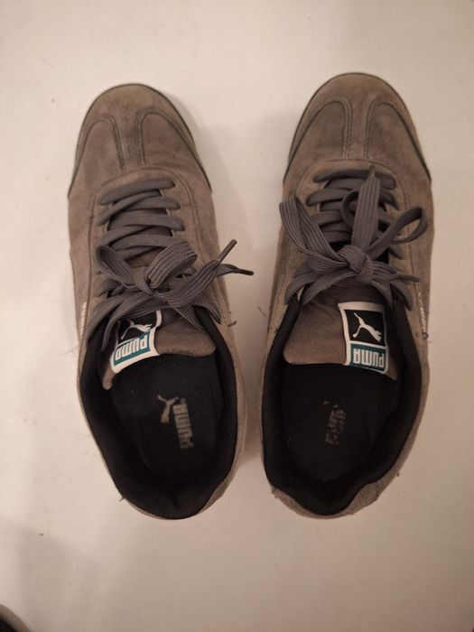 Кроссовки  40 размер