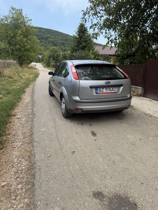 30 de milioane! Ford Focus 1.6tdci volan dreapta!
