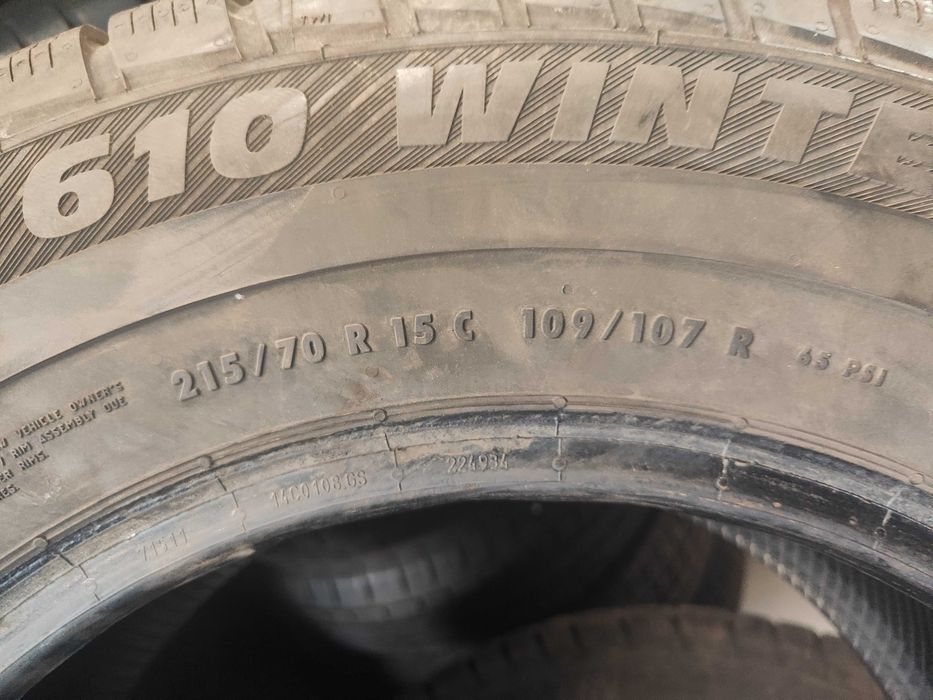 2бр.зимни гуми 215/70/15C Platin