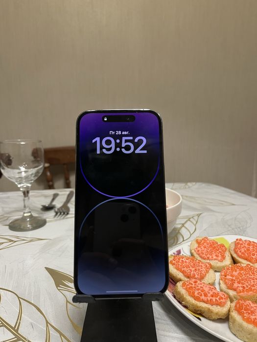 Айфон 14 про  отличном состояние