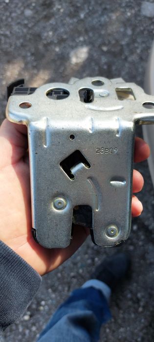 Брава за багажник на Ауди А3 8П фейс