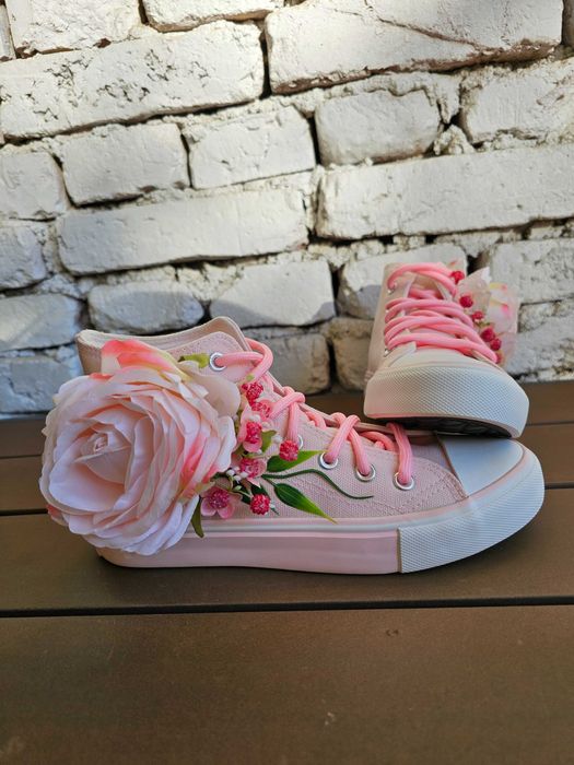 Декорирани кецове 36 номер