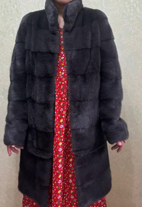 Продам норковую шубу