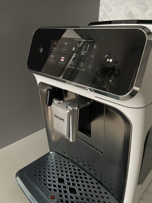 Espressor automat Philips LatteGo EP2333/40 Garantie 2 ani PRET FIX