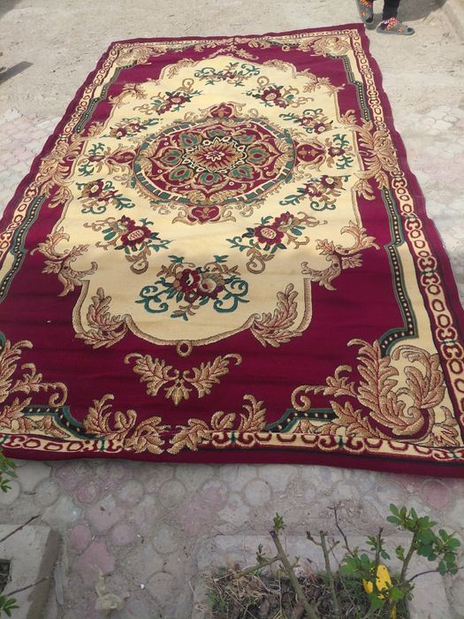 Ұстанған кілемдер  сатамын