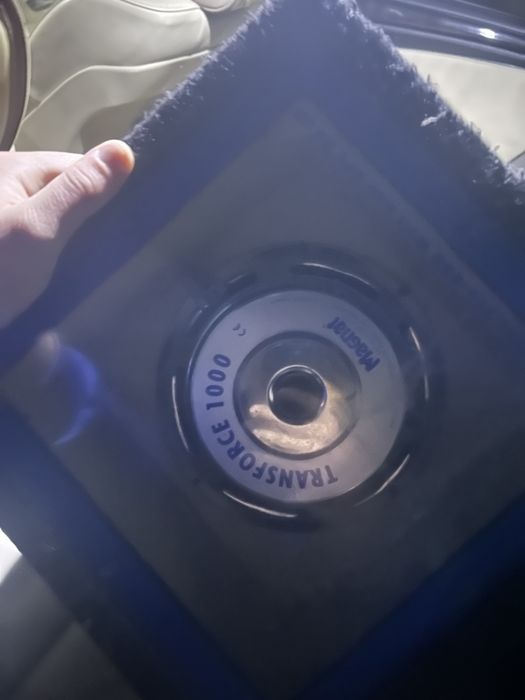 Vand subwoofer magnat 1000