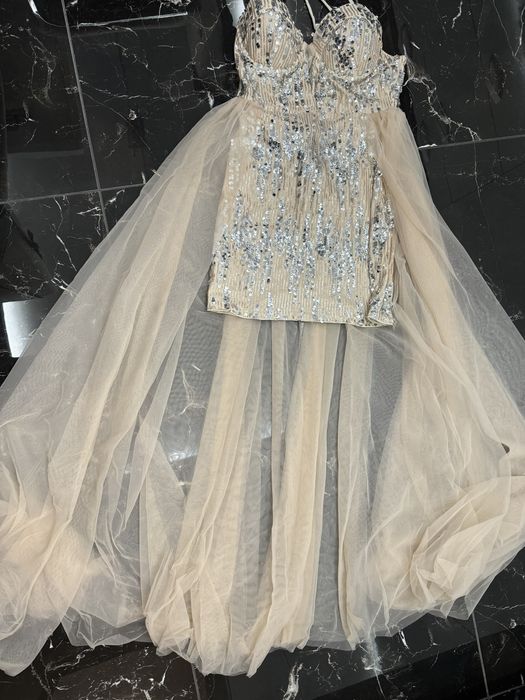 Официална дамска рокля