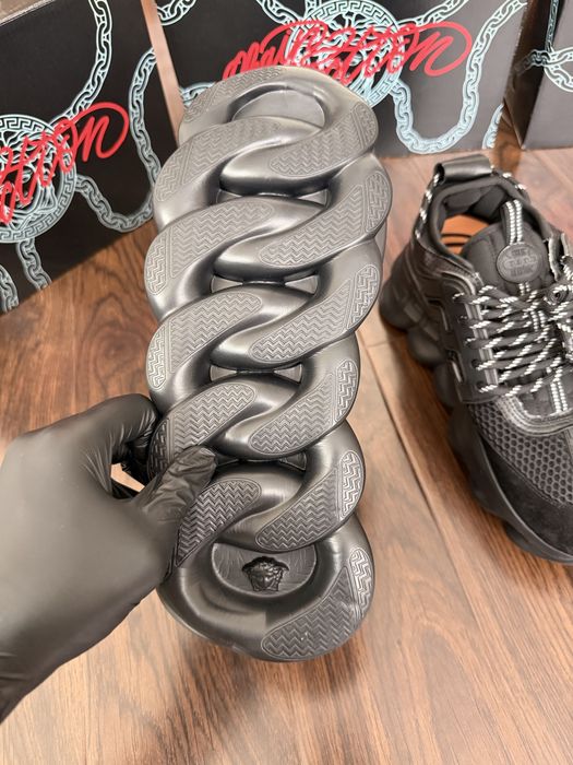Versace Chain Reaction black