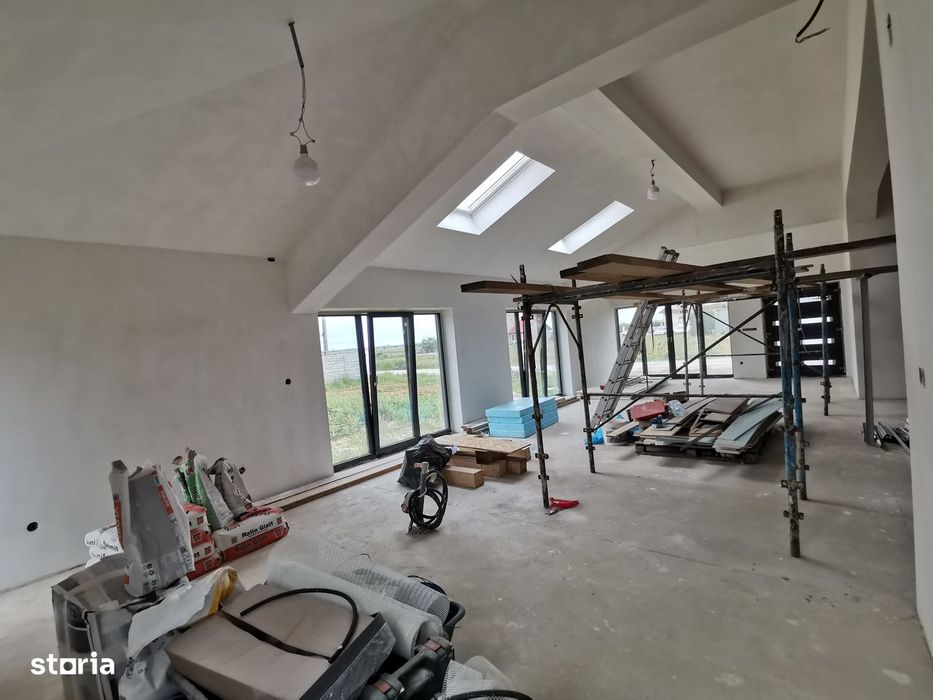 Casă 4 camere constructie de calitate ,construită de proprietar la alb