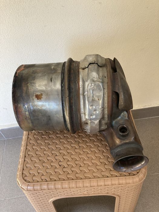 Filtru de particule Peugeot 3008 1,6 hdi cod motor 9hr ,2011
