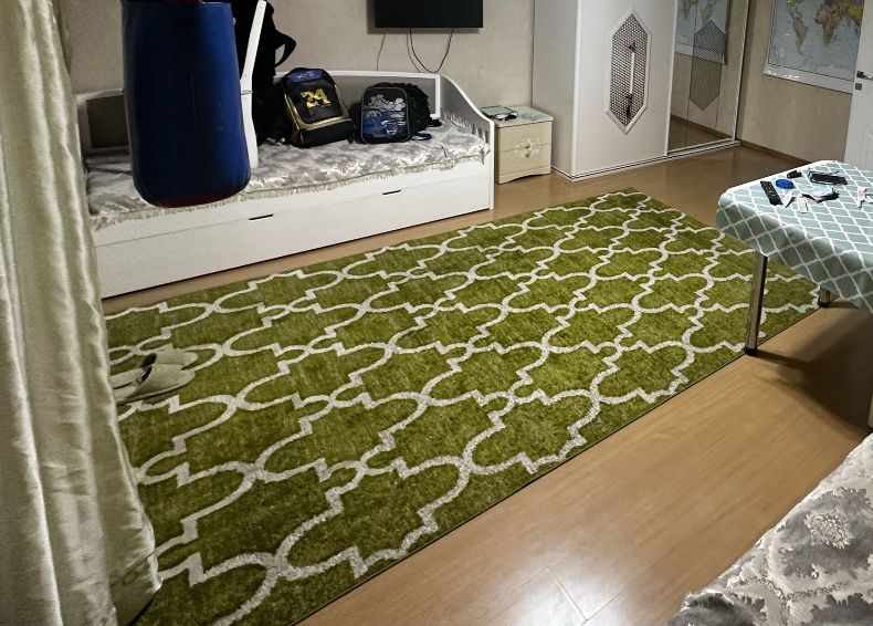 Палас в мараканским стиле, травка