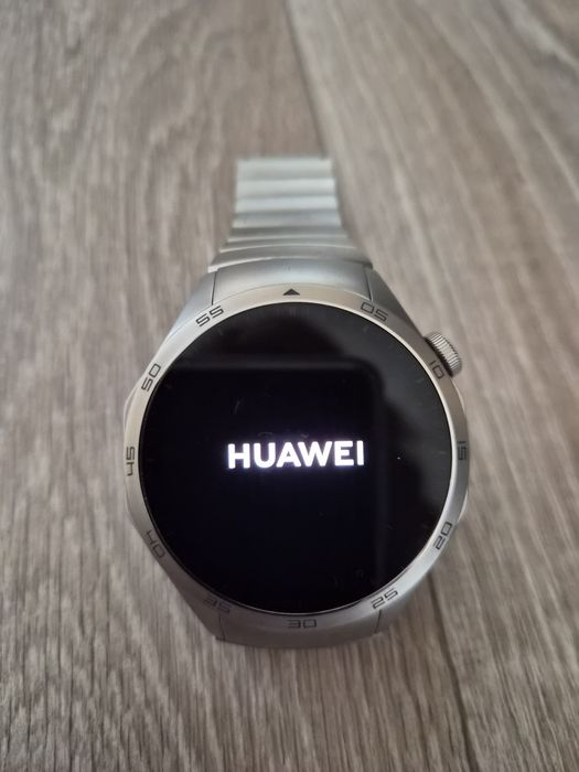 Часовник Huawei watch gt 4 titan