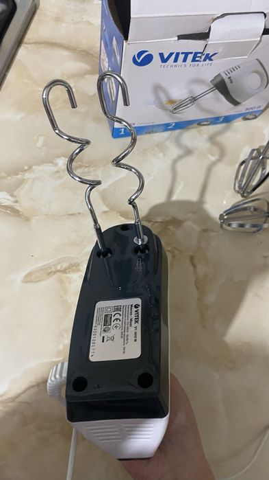 Миксер vitek в хорошем состоянии