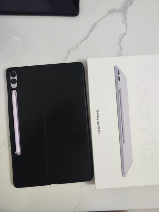 Samsung galaxy Tab S 9FE plus