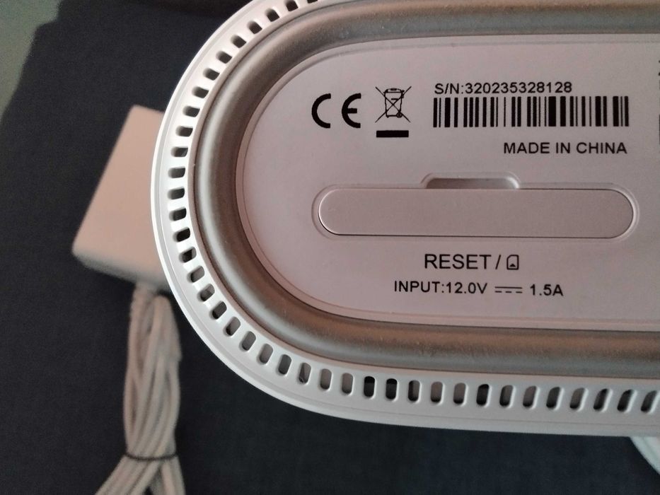 последен модел 5Gрутер за мобилен интернет за сим  карти на Иетел