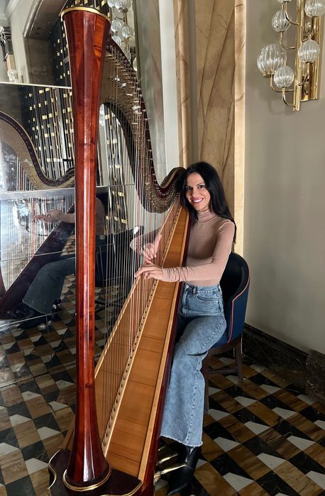 Арфа за Вашето специално събитие / Elegant Harpist