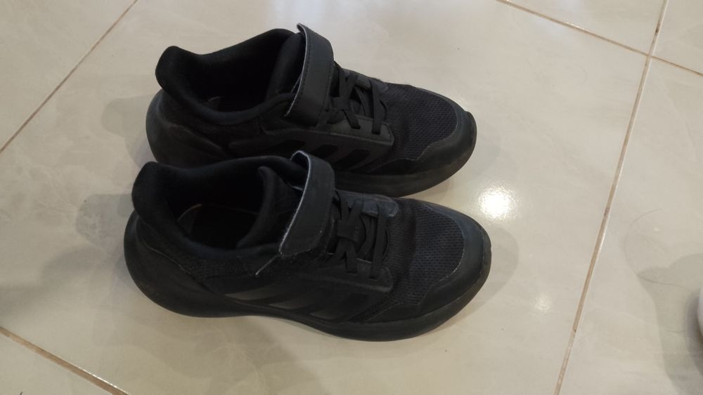 Маратонки Adidas 34 номер