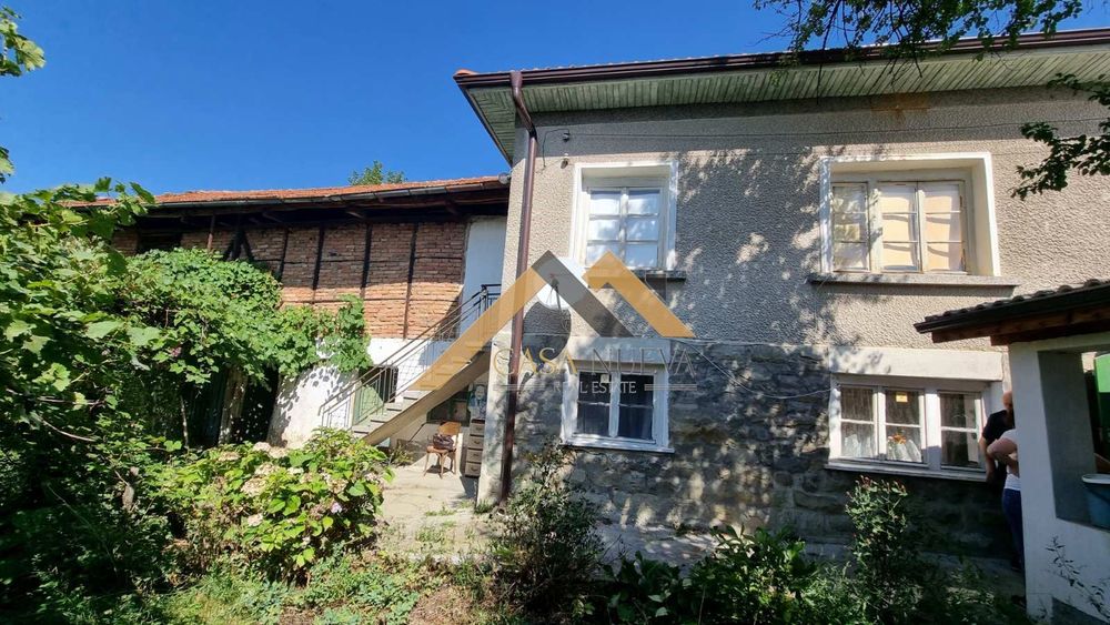 Продава се Къща в с. Церово, Област София-област - 110 кв.м за 1082 €/кв.м - Снимка #4