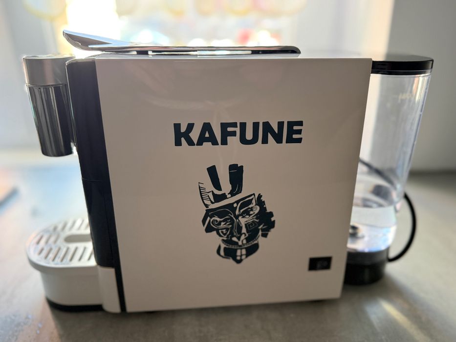 Mașina de cafea Kafune (capsule aluminiu)