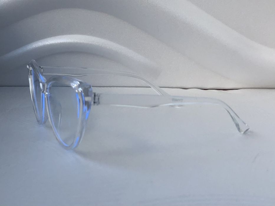Прозрачни дамски очила за компютър
