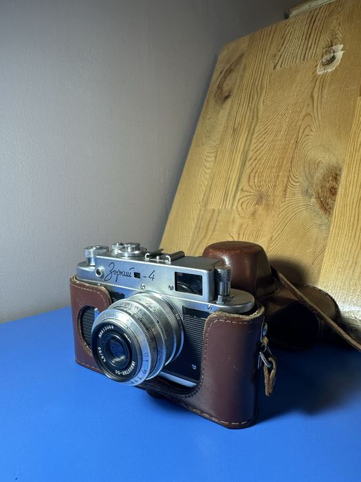 Пленочный фотоаппарат раритетный Зоркий-4