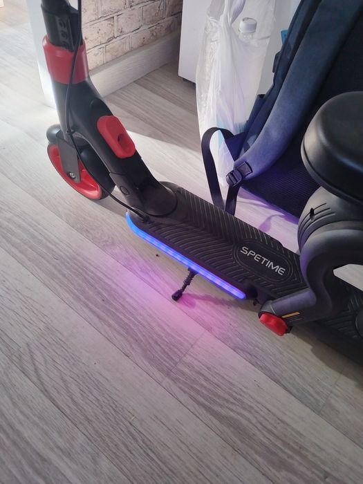 Продам самокат Spetime E10 pro max