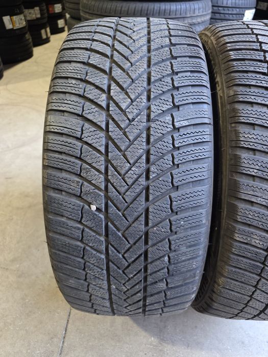 255/40/21 BRIDGESTONE 2бр