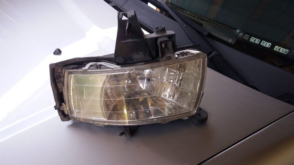 Фара противотуманная Тойота кололла