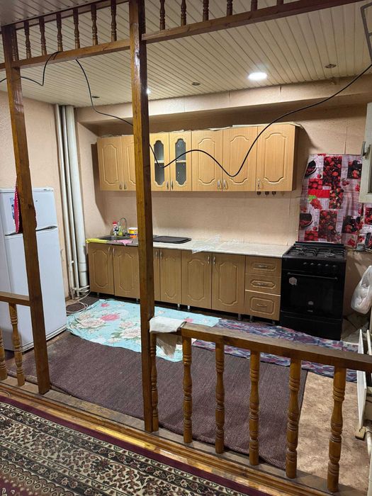 Продается 3/6/9; Юнусабад 2-кв. 33-дом; 90 кв.м. + 23 кв.м. 2 балкона