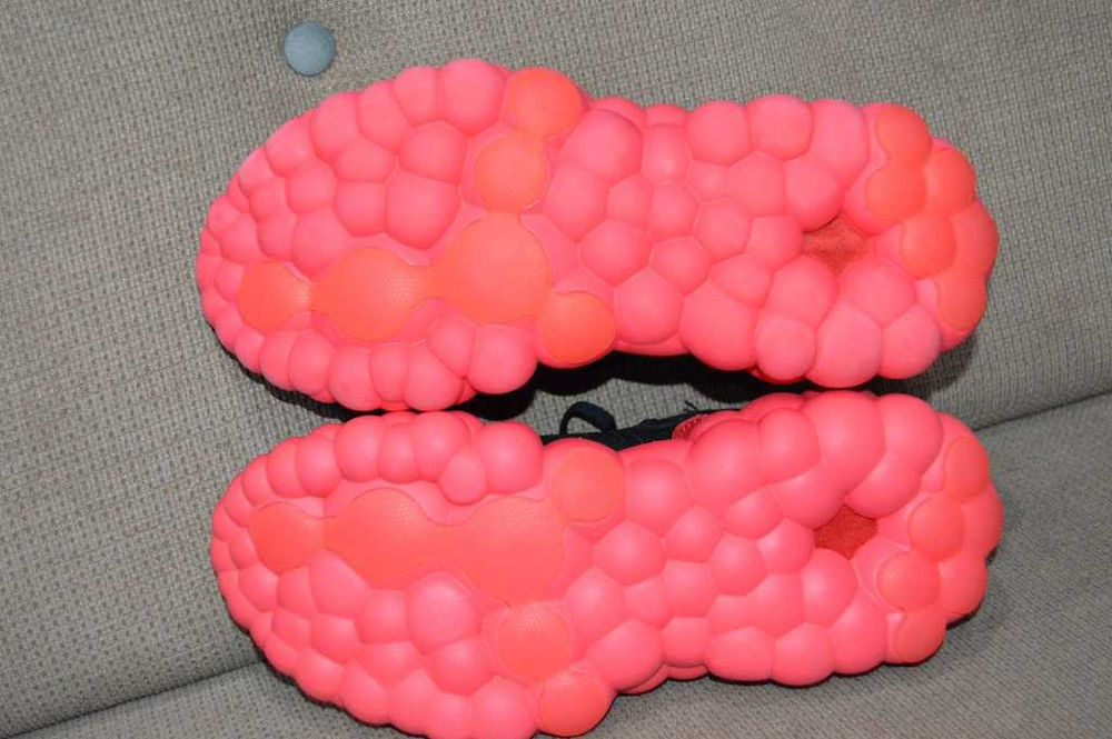 Adidasi Mizuno Enerzy Big Bubble 39 noi unisex