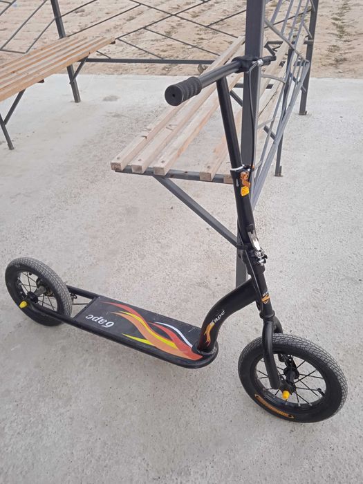 Самокат для школьников.