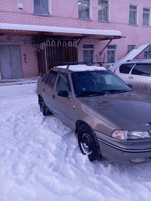 Продам машину Нексию