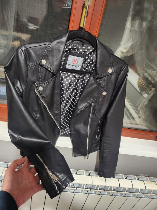 Дамско  кожено яке