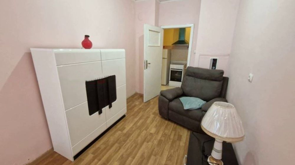 Дава се под наем Двустаен апартамент в София, Бъкстон - 55 кв.м за 648.21 € - Снимка #4