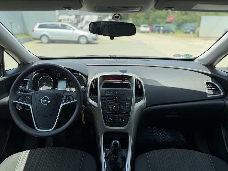 Opel Astra J 2012 1.4 Benzina 140 CP Euro 5
